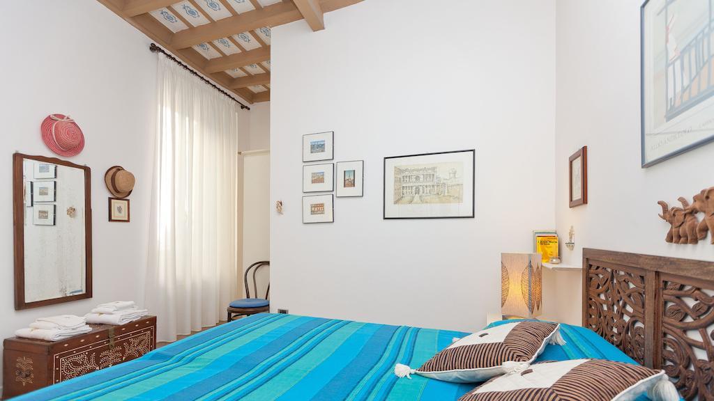 Monti Apartment Rome Room photo